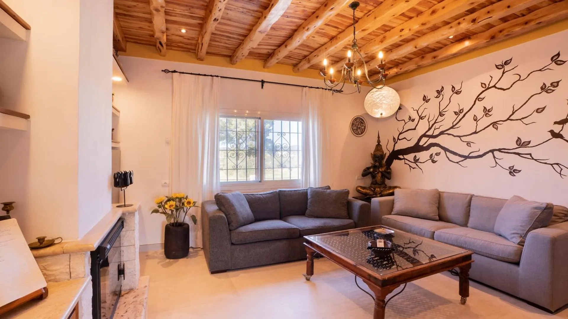 Villa Can Cardona Montecristo