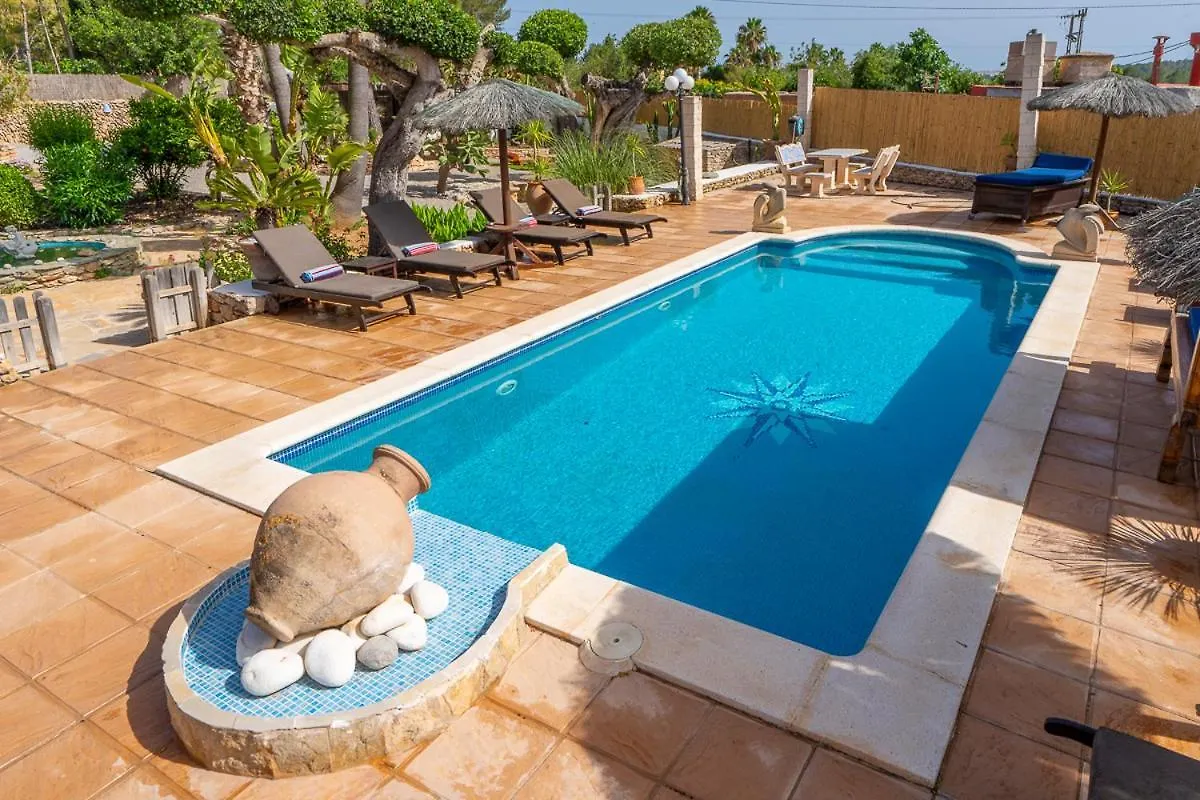 Montecristo Villa Can Cardona ספרד